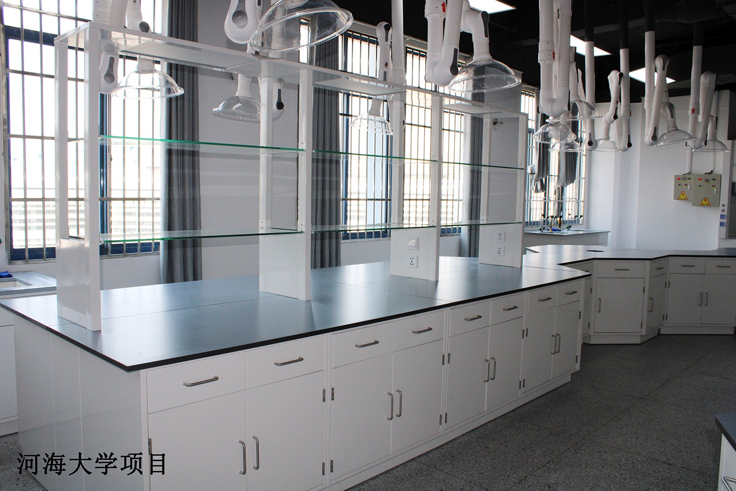 全鋼實(shí)驗(yàn)臺(tái)